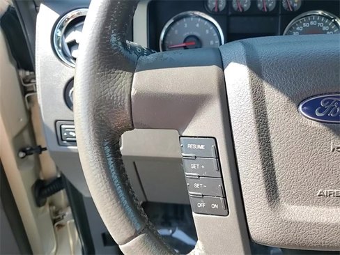 Used 2010 Ford F150 4x4 SuperCrew image 16