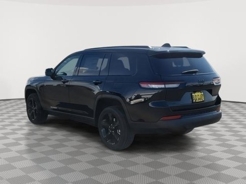 New 2025 Jeep Grand Cherokee L Altitude image 3