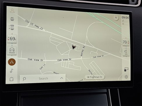 Used 2025 Land Rover Range Rover Evoque S image 13