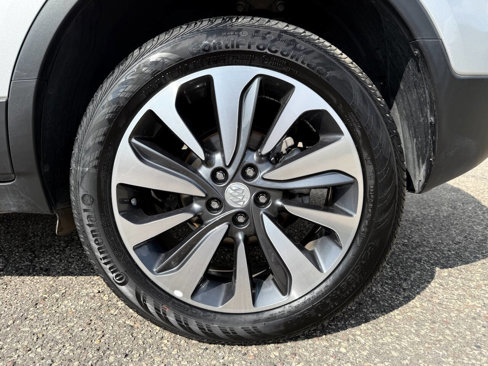 Used 2022 Buick Encore Preferred w/ Safety Package image 18