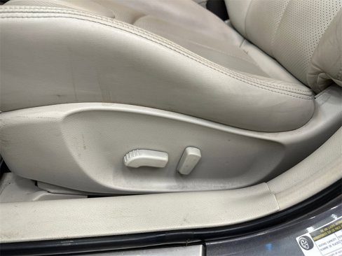 Used 2015 INFINITI Q40 w/ Navigation Package image 10