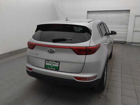 Used 2019 Kia Sportage LX image 7