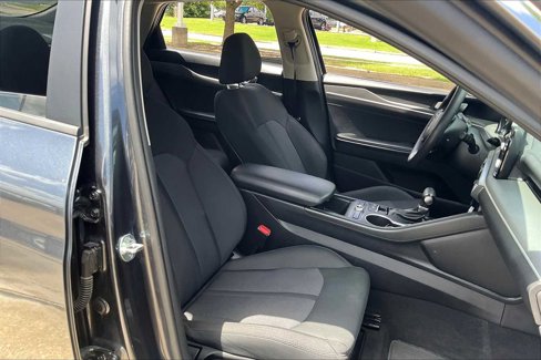 Used 2022 Kia K5 LXS image 8
