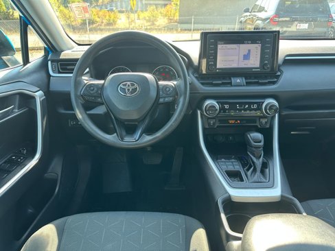 Used 2021 Toyota RAV4 XLE image 15