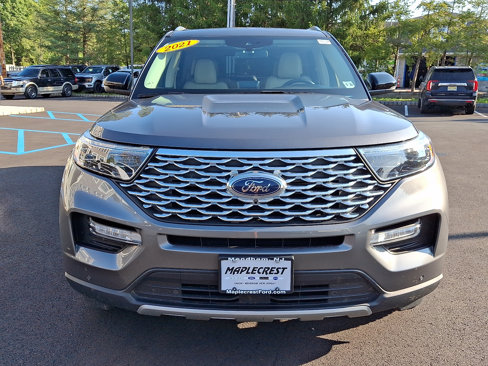 Used 2021 Ford Explorer Platinum w/ Equipment Group 601A image 2