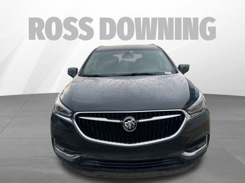 Used 2021 Buick Enclave Essence w/ Sound and Sites Package image 2