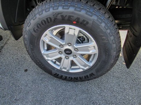 New 2025 Ford Ranger XL image 5