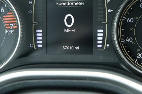 Used 2016 Jeep Cherokee Sport image 40