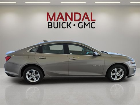 Used 2024 Chevrolet Malibu LT image 5