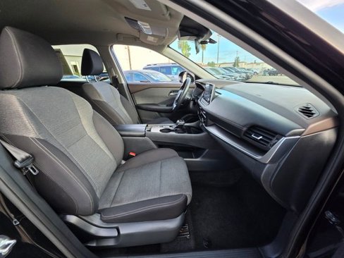 Used 2023 Nissan Rogue SV image 9