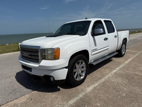 Used 2007 GMC Sierra 1500 Denali image 1