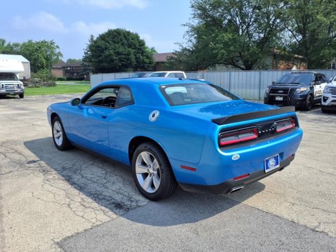 Used 2023 Dodge Challenger SXT image 5
