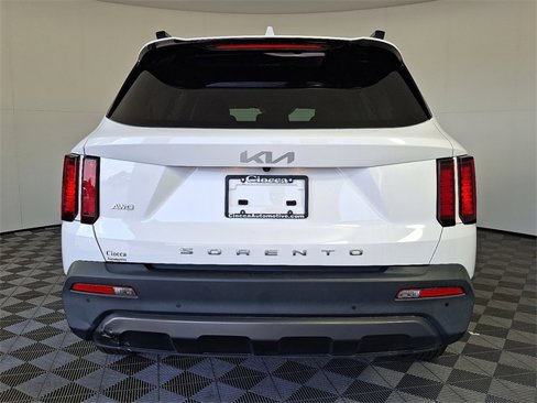 Used 2022 Kia Sorento S w/ Panoramic Sunroof Package image 9