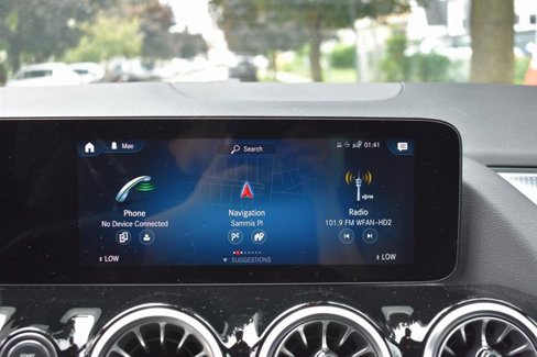 Used 2022 Mercedes-Benz GLA 250 4MATIC image 18