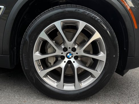 Used 2022 BMW X5 sDrive40i w/ Premium Package image 75