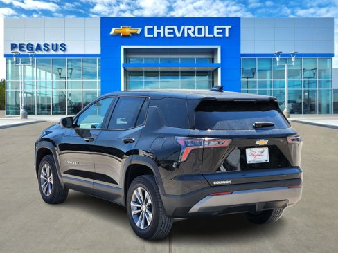 New 2026 Chevrolet Equinox LT image 4