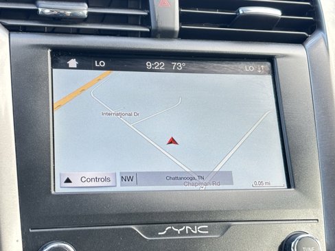Used 2019 Ford Fusion SE image 8