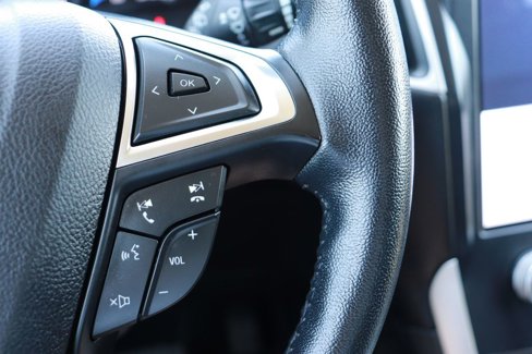 Used 2023 Ford Edge SEL image 19