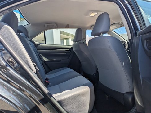Used 2017 Toyota Corolla L image 16