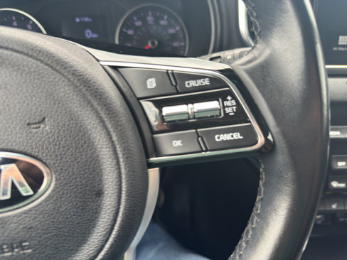 Used 2021 Kia Sportage EX image 19