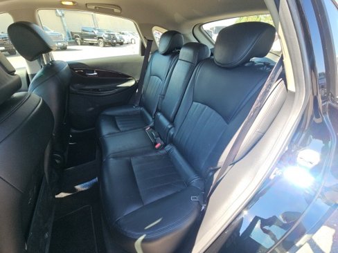 Used 2017 INFINITI QX50 AWD w/ Deluxe Touring Package image 6