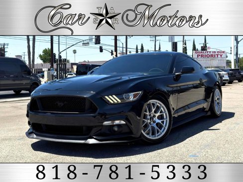 Used 2017 Ford Mustang GT w/ GT Performance Package image 1