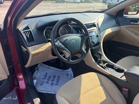 Used 2012 Hyundai Sonata GLS w/ Popular Equipment Pkg image 4