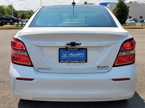 Used 2020 Chevrolet Sonic LS image 6