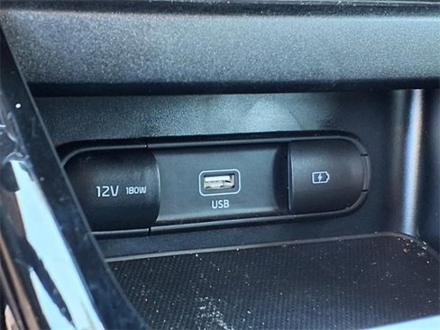 Used 2023 Kia Forte GT-Line image 9