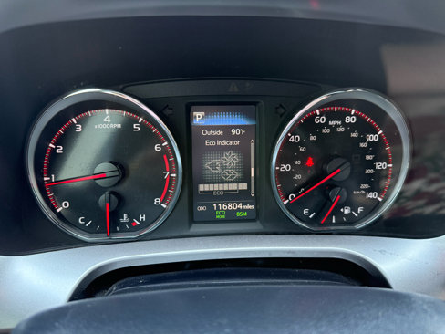 Used 2017 Toyota RAV4 SE image 30