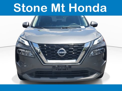 Used 2023 Nissan Rogue SV image 2
