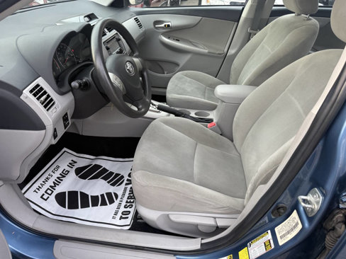Used 2013 Toyota Corolla LE w/ Premium Pkg image 33