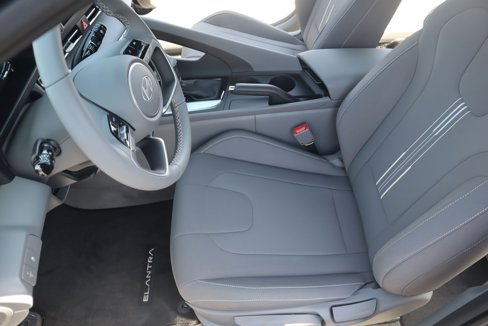 New 2025 Hyundai Elantra Sport image 16