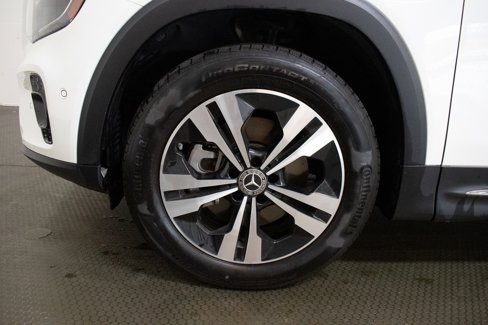 Used 2024 Mercedes-Benz GLB 250 4MATIC image 9