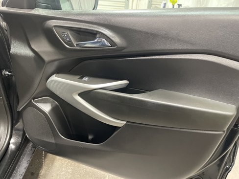 Used 2024 Chevrolet Trax LS image 10