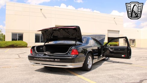 Used 1990 Ford Thunderbird Super image 21