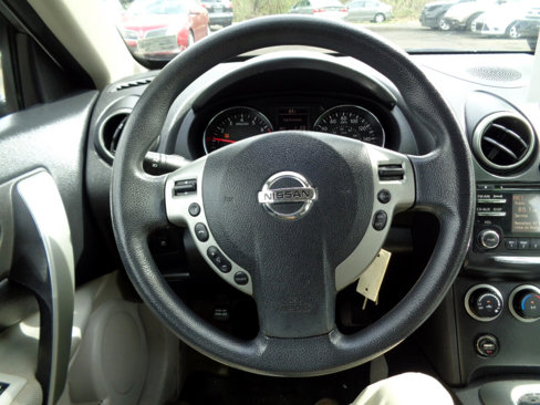 Used 2015 Nissan Rogue S w/ Convenience Package image 17