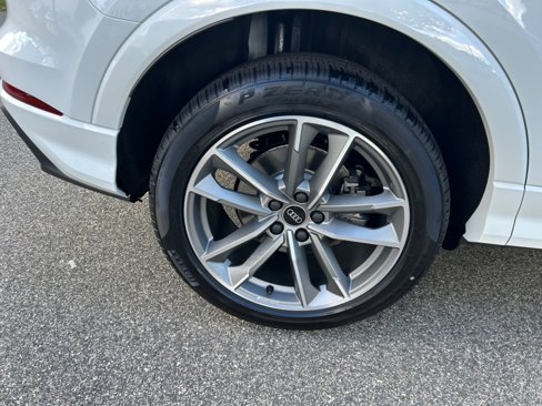 New 2025 Audi Q3 2.0T Premium image 23