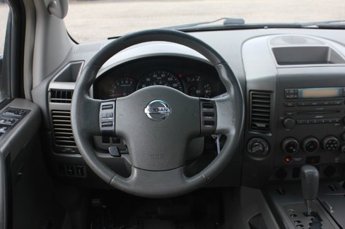Used 2004 Nissan Armada LE w/ (SR2) Sunroof Pkg (LE) image 11