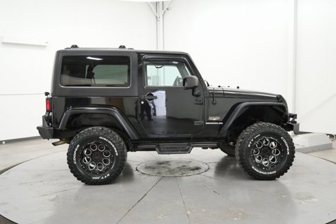 Used 2012 Jeep Wrangler Sahara w/ Dual Top Group image 8