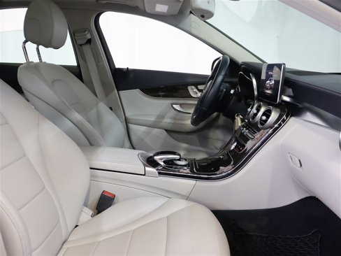 Used 2015 Mercedes-Benz C 300 4MATIC Sedan image 15