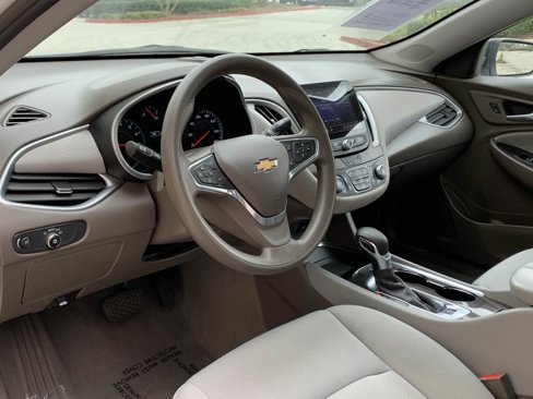 Used 2022 Chevrolet Malibu LT image 14
