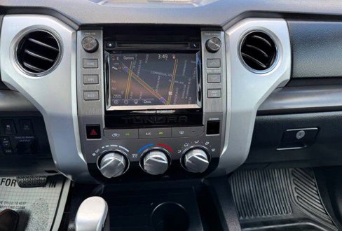 Used 2017 Toyota Tundra SR5 w/ SR5 Upgrade Package image 25