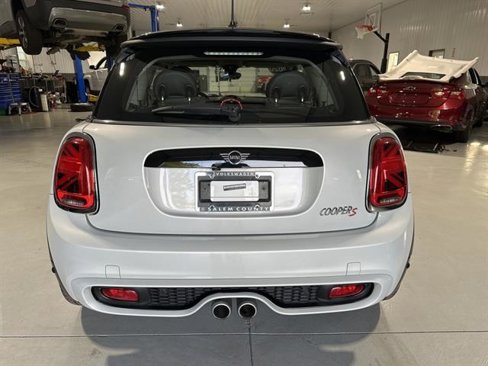 Used 2020 MINI Cooper S image 6