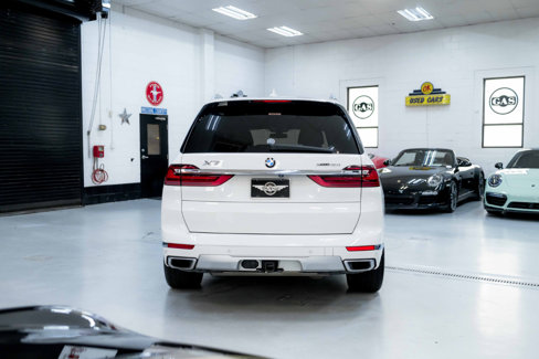 Used 2021 BMW X7 xDrive40i w/ Premium Package image 8