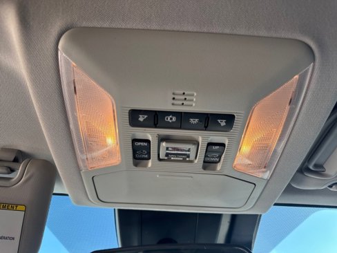 Used 2019 Toyota RAV4 XLE image 28