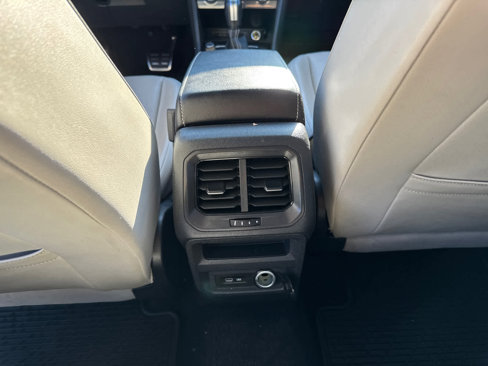 Used 2021 Volkswagen Tiguan SE R-Line w/ 3rd Row Seat Package image 33