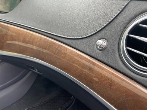 Used 2016 Mercedes-Benz S 550 Sedan image 17