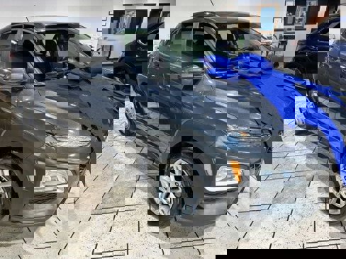 Used 2019 Hyundai Kona SE image 3