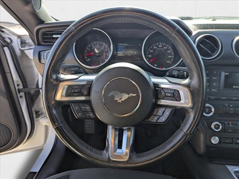 Used 2018 Ford Mustang Coupe image 11